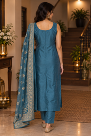 Teal Blue Jacquard Kurta Set With Embroidered Dupatta