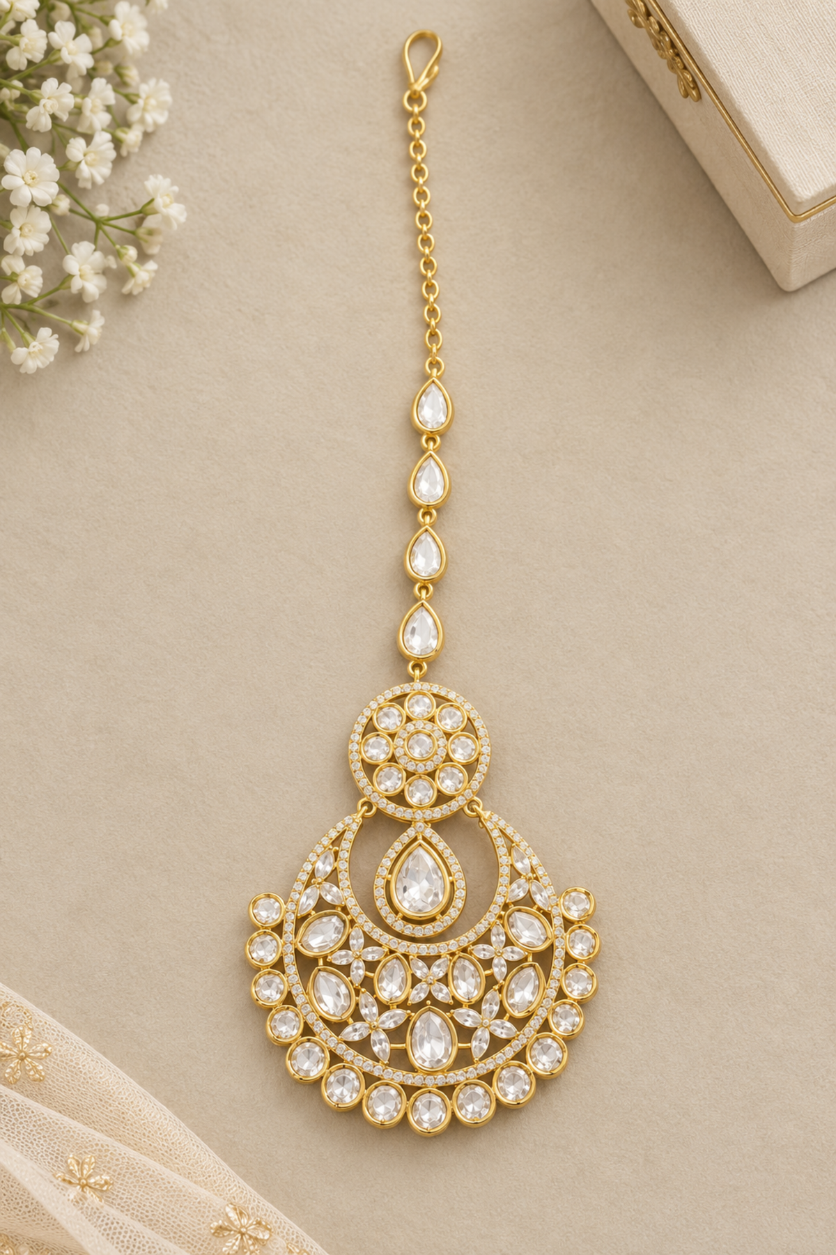 Elegant Gold-Tone Kundan Maang Tikka with Pearl & Crystal Detailing
